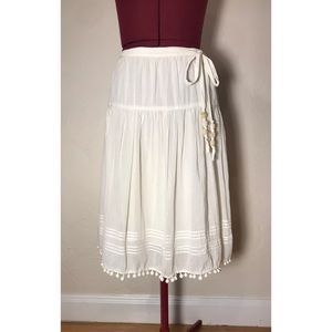 Off-White/Cream Vintage Style Skirt